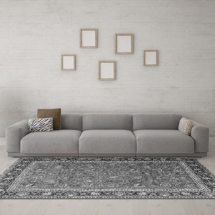 Machine Washable Persian Gray Traditional Rug in a Living Room,, wshtr1258gry