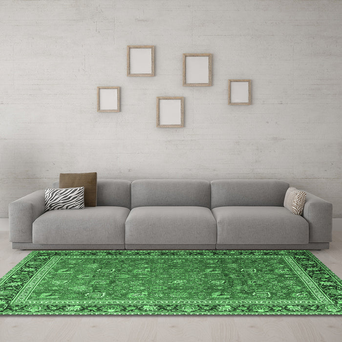 Machine Washable Persian Emerald Green Traditional Area Rugs in a Living Room,, wshtr1258emgrn