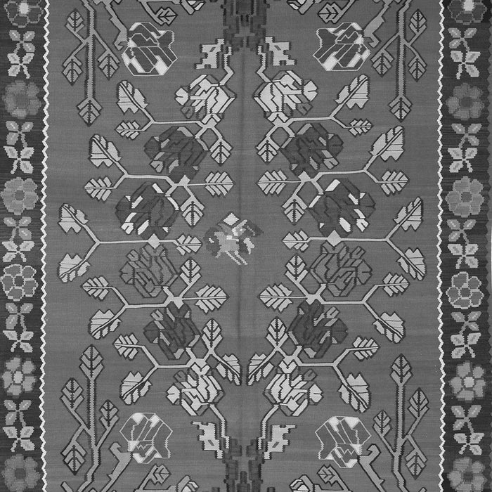 Serging Thickness of Machine Washable Animal Gray Traditional Rug, wshtr125gry