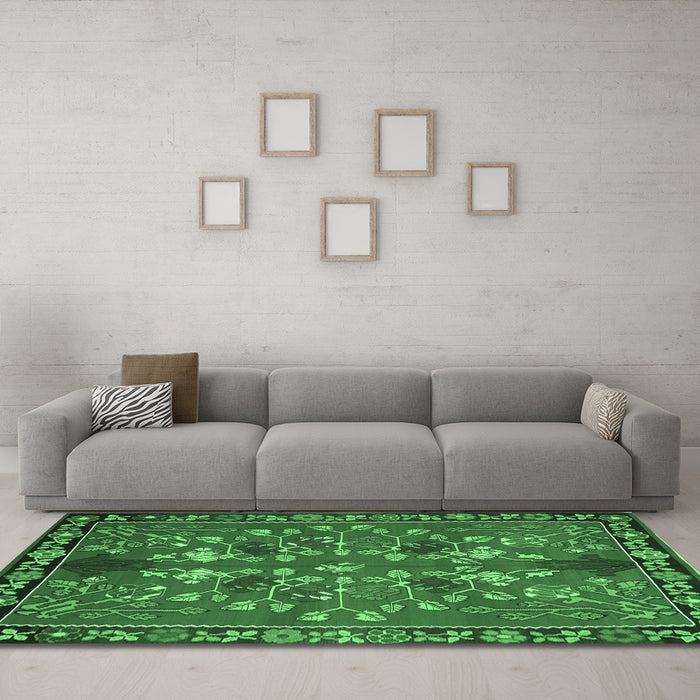 Machine Washable Animal Emerald Green Traditional Area Rugs in a Living Room,, wshtr125emgrn