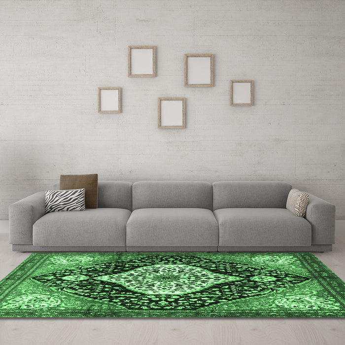 Machine Washable Persian Emerald Green Traditional Area Rugs in a Living Room,, wshtr1261emgrn