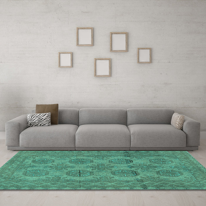 Machine Washable Persian Turquoise Traditional Area Rugs in a Living Room,, wshtr1262turq