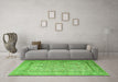 Machine Washable Persian Green Traditional Area Rugs in a Living Room,, wshtr1264grn