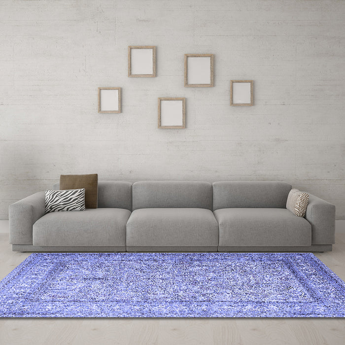 Machine Washable Persian Blue Traditional Rug in a Living Room, wshtr1264blu