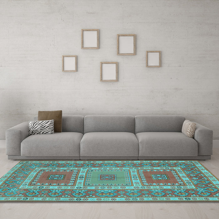 Machine Washable Persian Light Blue Traditional Rug in a Living Room, wshtr126lblu