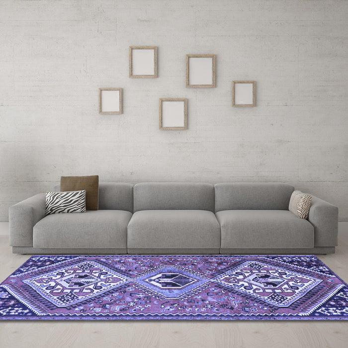 Machine Washable Persian Blue Traditional Rug in a Living Room, wshtr1271blu