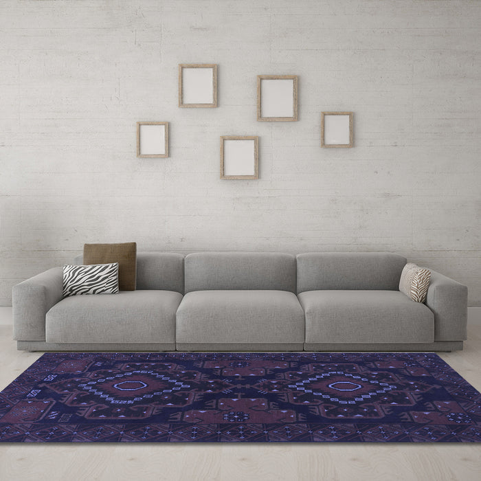 Machine Washable Persian Blue Traditional Rug in a Living Room, wshtr1273blu