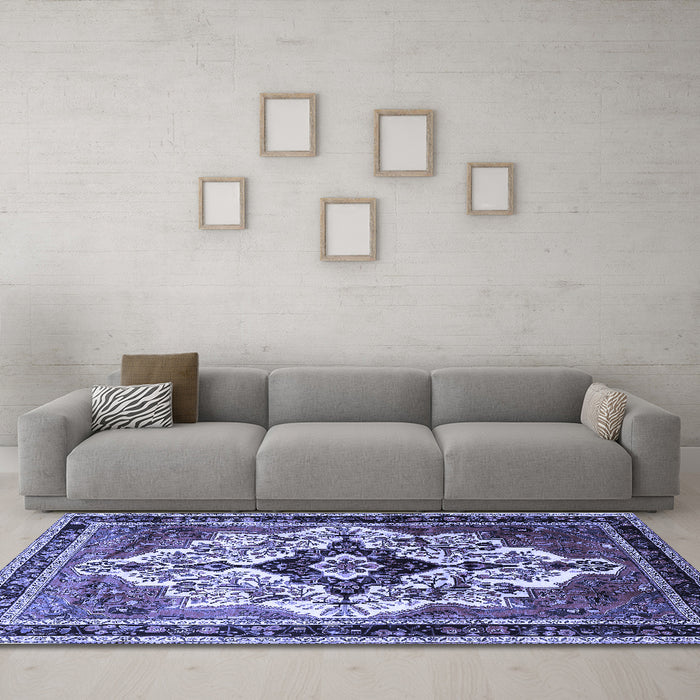 Machine Washable Persian Blue Traditional Rug in a Living Room, wshtr1274blu