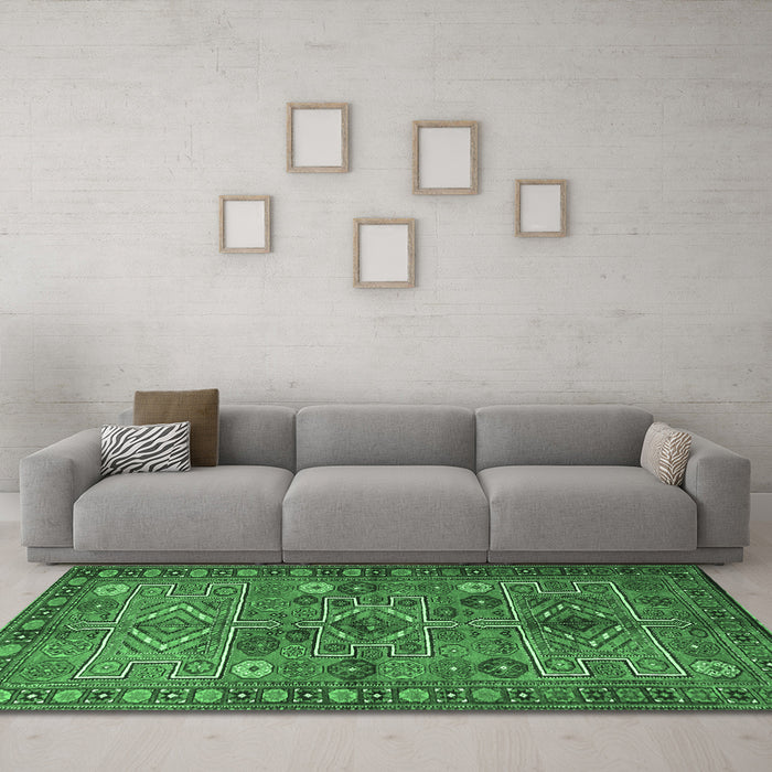 Machine Washable Persian Emerald Green Traditional Area Rugs in a Living Room,, wshtr1275emgrn
