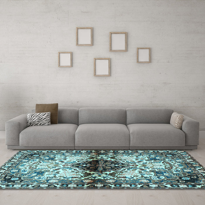 Machine Washable Persian Light Blue Traditional Rug in a Living Room, wshtr1276lblu