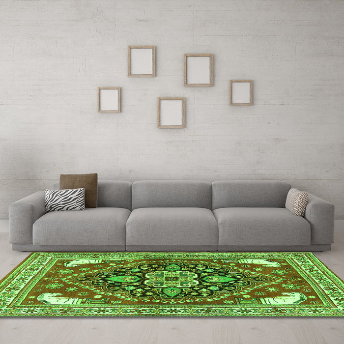 Machine Washable Persian Green Traditional Area Rugs in a Living Room,, wshtr1279grn