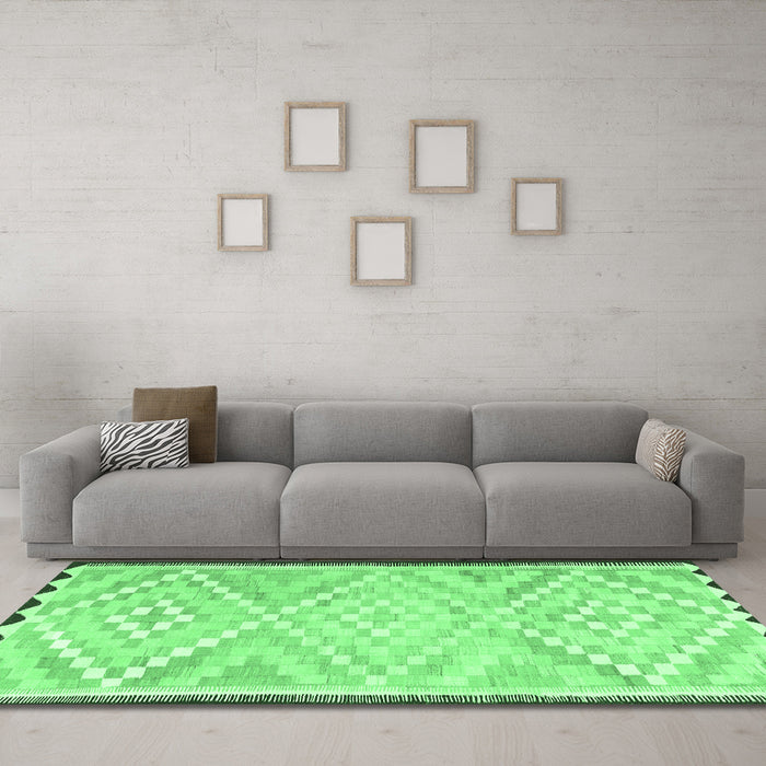 Machine Washable Southwestern Emerald Green Country Area Rugs in a Living Room,, wshtr1280emgrn