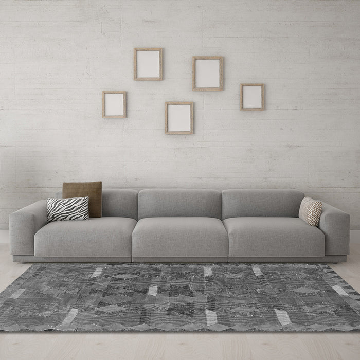 Machine Washable Southwestern Gray Country Rug in a Living Room,, wshtr1282gry