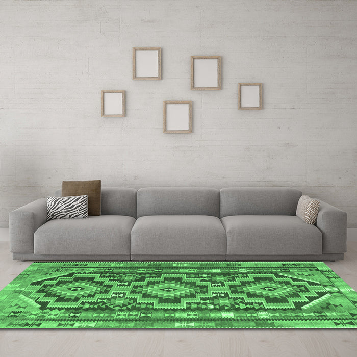 Machine Washable Southwestern Emerald Green Country Area Rugs in a Living Room,, wshtr1285emgrn
