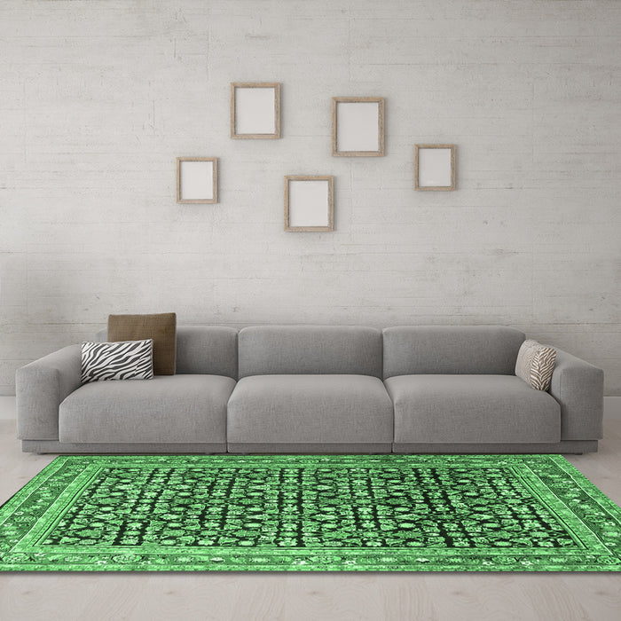 Machine Washable Persian Emerald Green Traditional Area Rugs in a Living Room,, wshtr1286emgrn