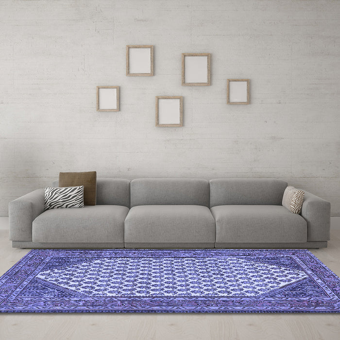 Machine Washable Persian Blue Traditional Rug in a Living Room, wshtr1290blu
