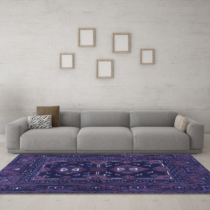Machine Washable Persian Blue Traditional Rug in a Living Room, wshtr1295blu