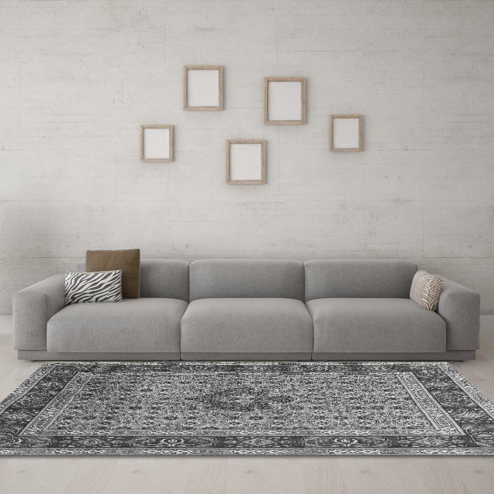 Machine Washable Persian Gray Traditional Rug in a Living Room,, wshtr1303gry