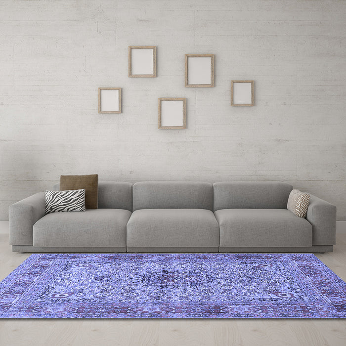Machine Washable Persian Blue Traditional Rug in a Living Room, wshtr1308blu