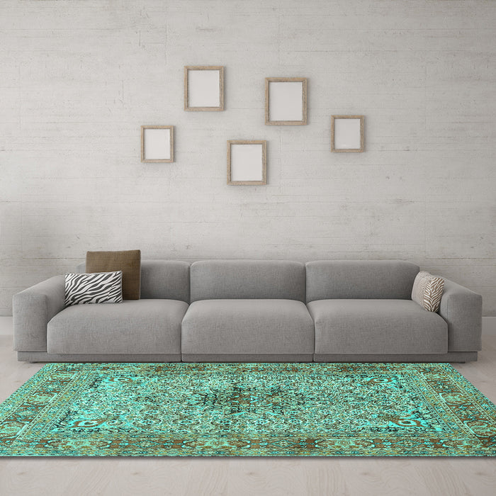 Machine Washable Persian Turquoise Traditional Area Rugs in a Living Room,, wshtr1308turq