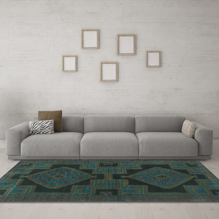 Machine Washable Persian Turquoise Traditional Area Rugs in a Living Room,, wshtr1312turq