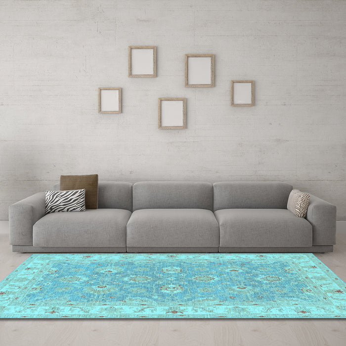 Machine Washable Persian Light Blue Traditional Rug in a Living Room, wshtr1315lblu
