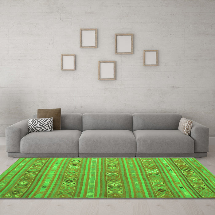 Machine Washable Southwestern Green Country Area Rugs in a Living Room,, wshtr1317grn