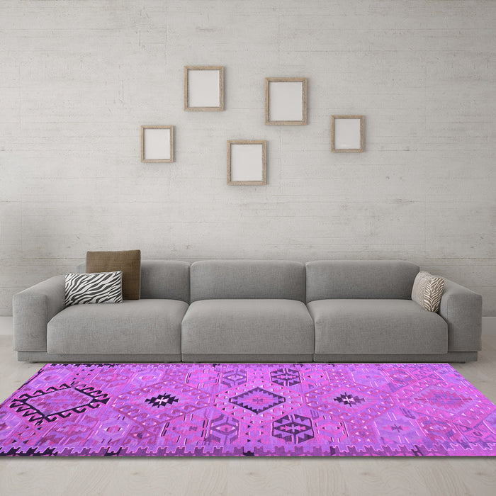 Machine Washable Persian Purple Traditional Area Rugs in a Living Room, wshtr1318pur