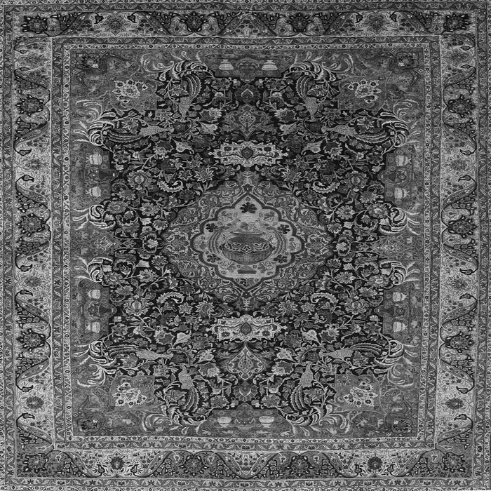 Serging Thickness of Medallion Gray Traditional Rug, tr131gry
