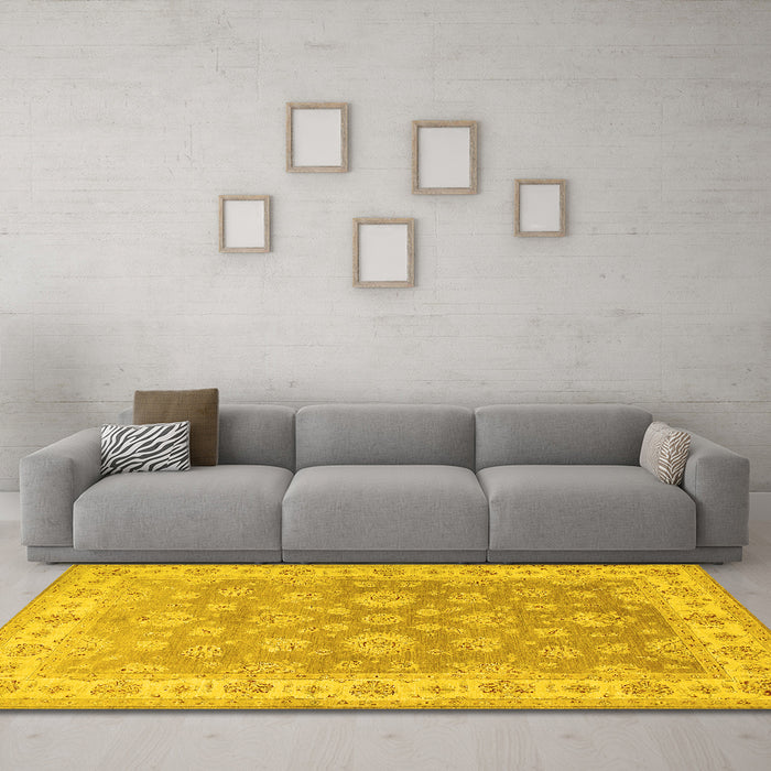 Machine Washable Persian Yellow Traditional Rug in a Living Room, wshtr1328yw