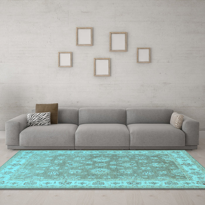 Machine Washable Persian Light Blue Traditional Rug in a Living Room, wshtr1328lblu