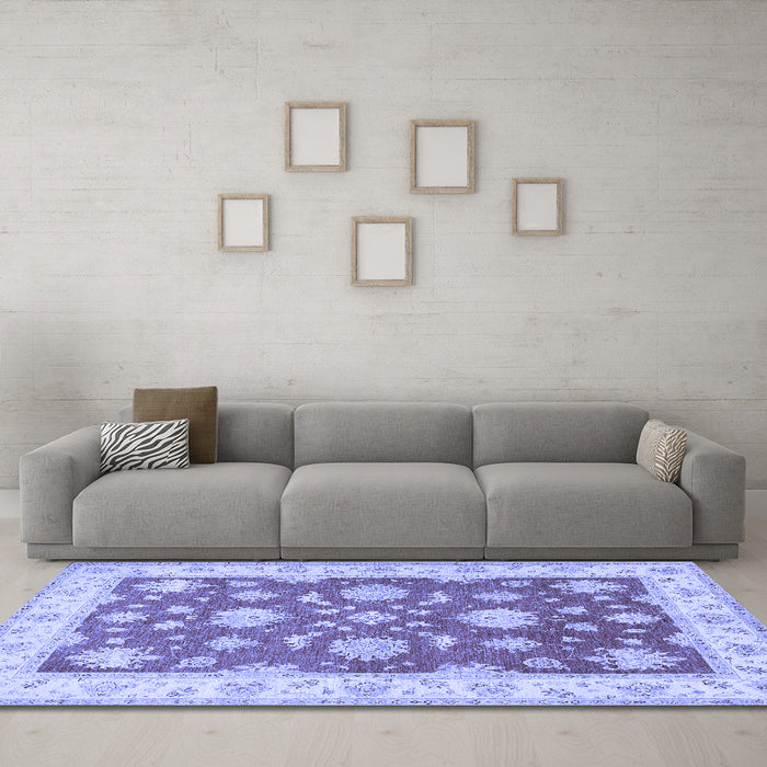 Machine Washable Oriental Blue Traditional Rug in a Living Room, wshtr1329blu