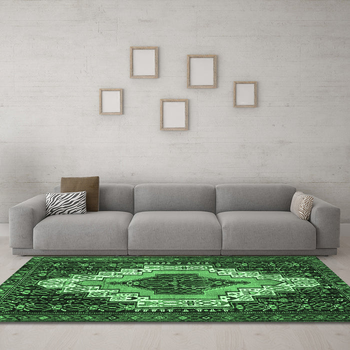 Machine Washable Persian Emerald Green Traditional Area Rugs in a Living Room,, wshtr1331emgrn