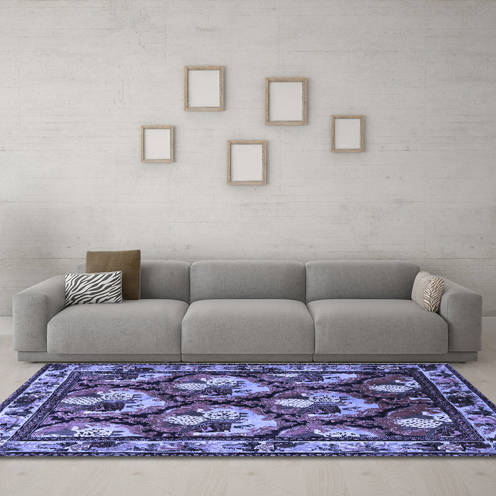 Machine Washable Animal Blue Traditional Rug in a Living Room, wshtr1337blu