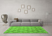 Machine Washable Persian Green Traditional Area Rugs in a Living Room,, wshtr1338grn