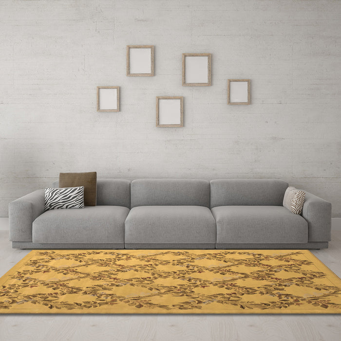 Machine Washable Persian Brown Traditional Rug in a Living Room,, wshtr1338brn