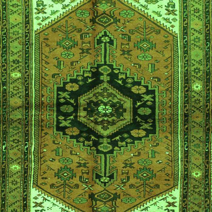 Serging Thickness of Machine Washable Persian Green Traditional Area Rugs, wshtr133grn
