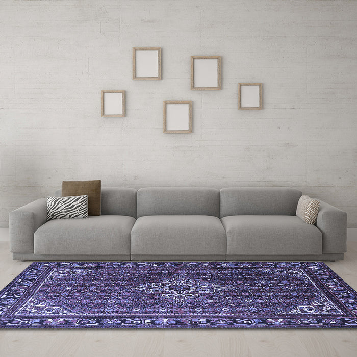 Machine Washable Persian Blue Traditional Rug in a Living Room, wshtr1342blu