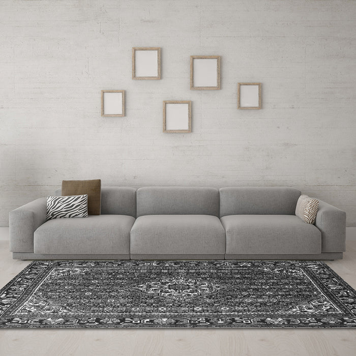 Machine Washable Persian Gray Traditional Rug in a Living Room,, wshtr1342gry