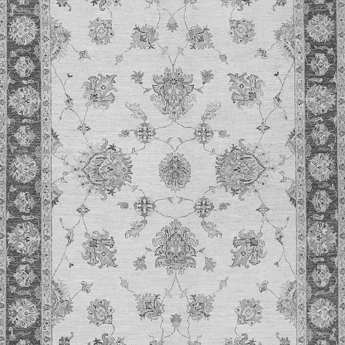 Serging Thickness of Machine Washable Oriental Gray Traditional Rug, wshtr1345gry