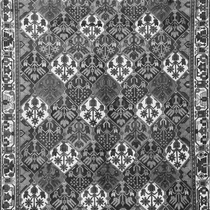 Serging Thickness of Machine Washable Persian Gray Traditional Rug, wshtr1353gry