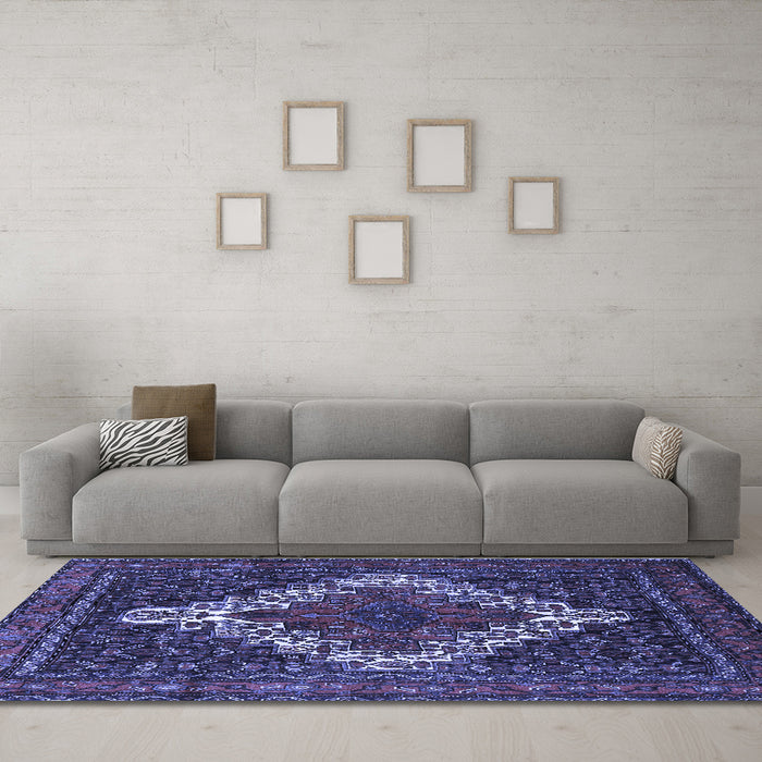Machine Washable Persian Blue Traditional Rug in a Living Room, wshtr1356blu
