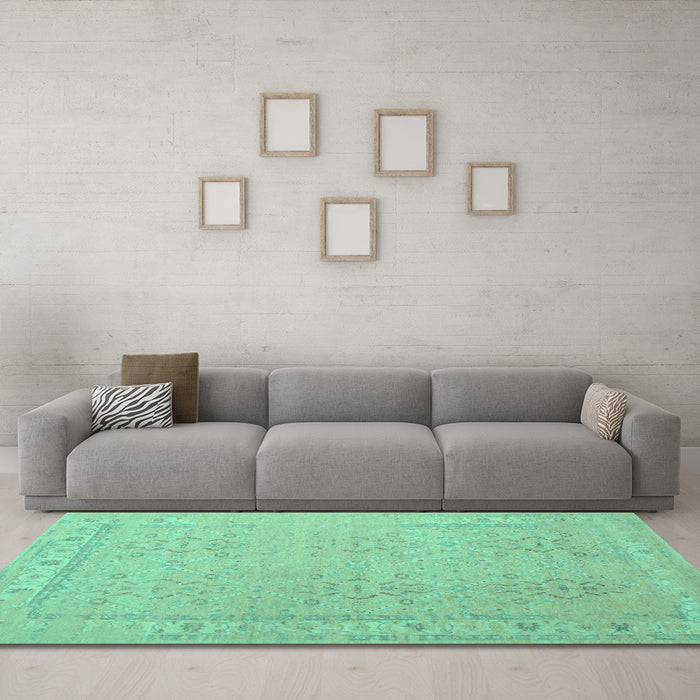 Machine Washable Persian Turquoise Traditional Area Rugs in a Living Room,, wshtr1357turq