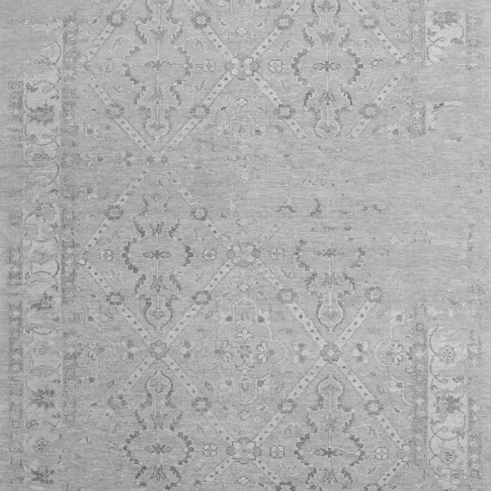 Serging Thickness of Machine Washable Persian Gray Traditional Rug, wshtr1357gry