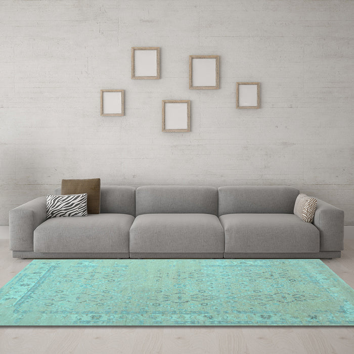 Machine Washable Persian Light Blue Traditional Rug in a Living Room, wshtr1357lblu