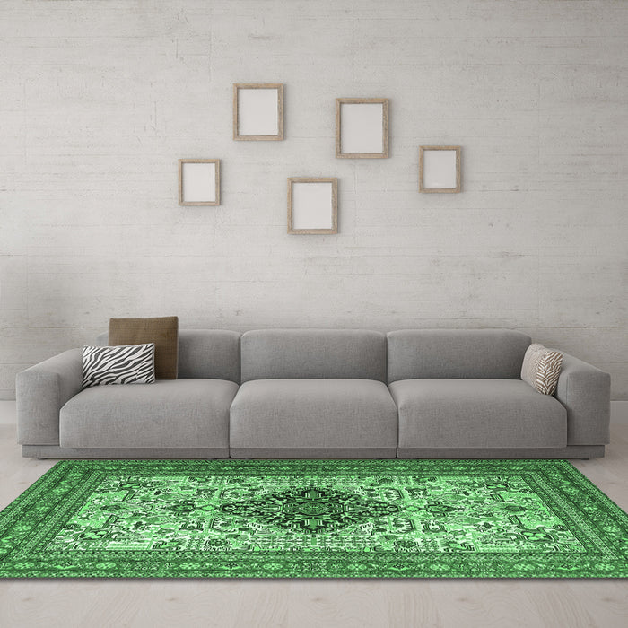 Machine Washable Persian Emerald Green Traditional Area Rugs in a Living Room,, wshtr1361emgrn