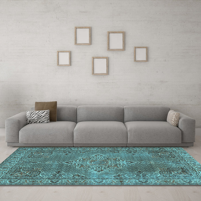 Machine Washable Persian Light Blue Traditional Rug in a Living Room, wshtr1366lblu