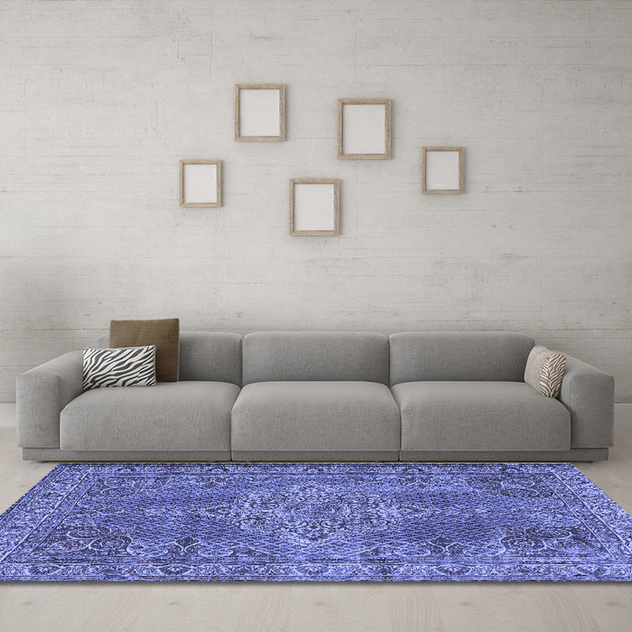 Machine Washable Persian Blue Traditional Rug in a Living Room, wshtr1366blu