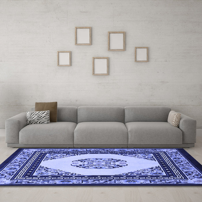 Machine Washable Persian Blue Traditional Rug in a Living Room, wshtr1367blu