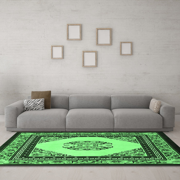 Machine Washable Persian Emerald Green Traditional Area Rugs in a Living Room,, wshtr1367emgrn